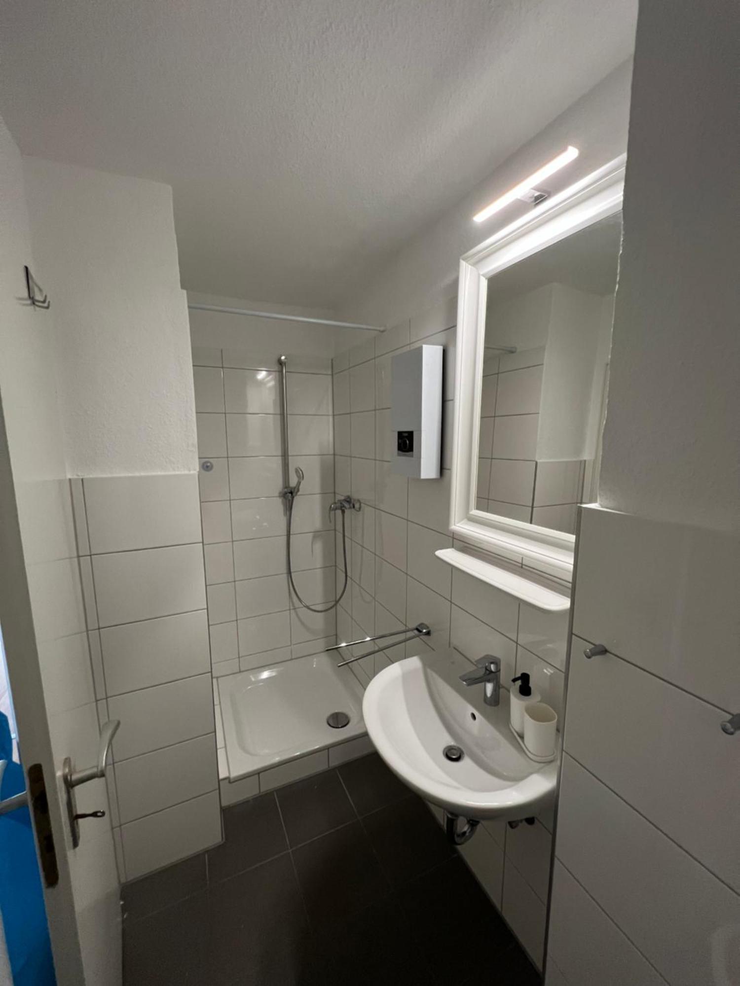 Emas4 Wohnung Mit 2 Einzelbetten, Kueche Krefeld Dış mekan fotoğraf